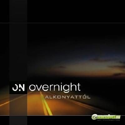 Overnight Alkonyattól