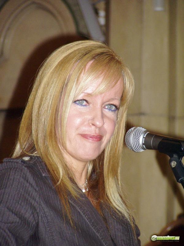 Szabó Csilla Szabó Csilla