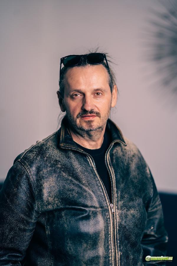 Dósa B. Csaba Dósa B. Csaba